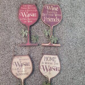 Wine hanging placks
